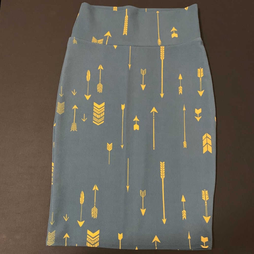 Lularoe skirts